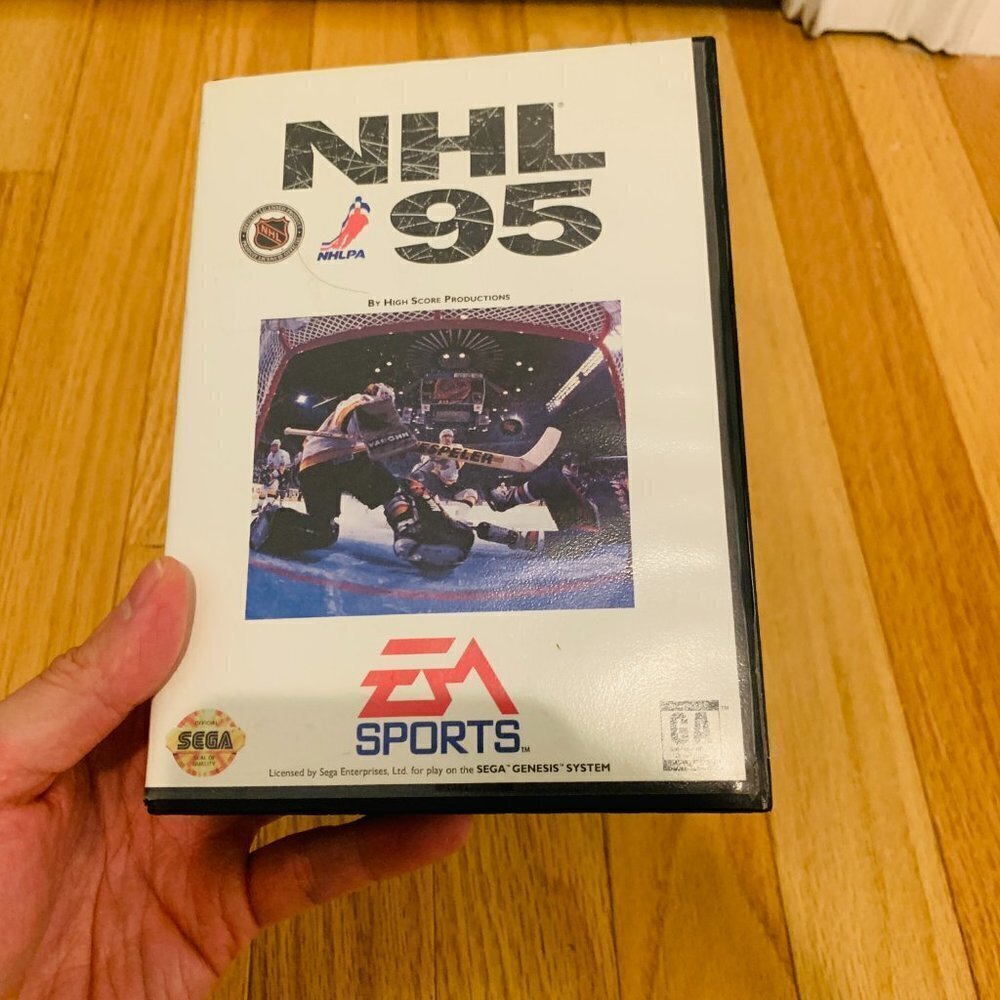 EA Sports NHL 95 NHLPA (Sega Genesis, 1994) - COMPLETE - EA Sports - Picture 12 of 16